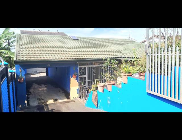 3 BEDROOM FREESTANDING FOR SALE IN TRENANCE PARK
